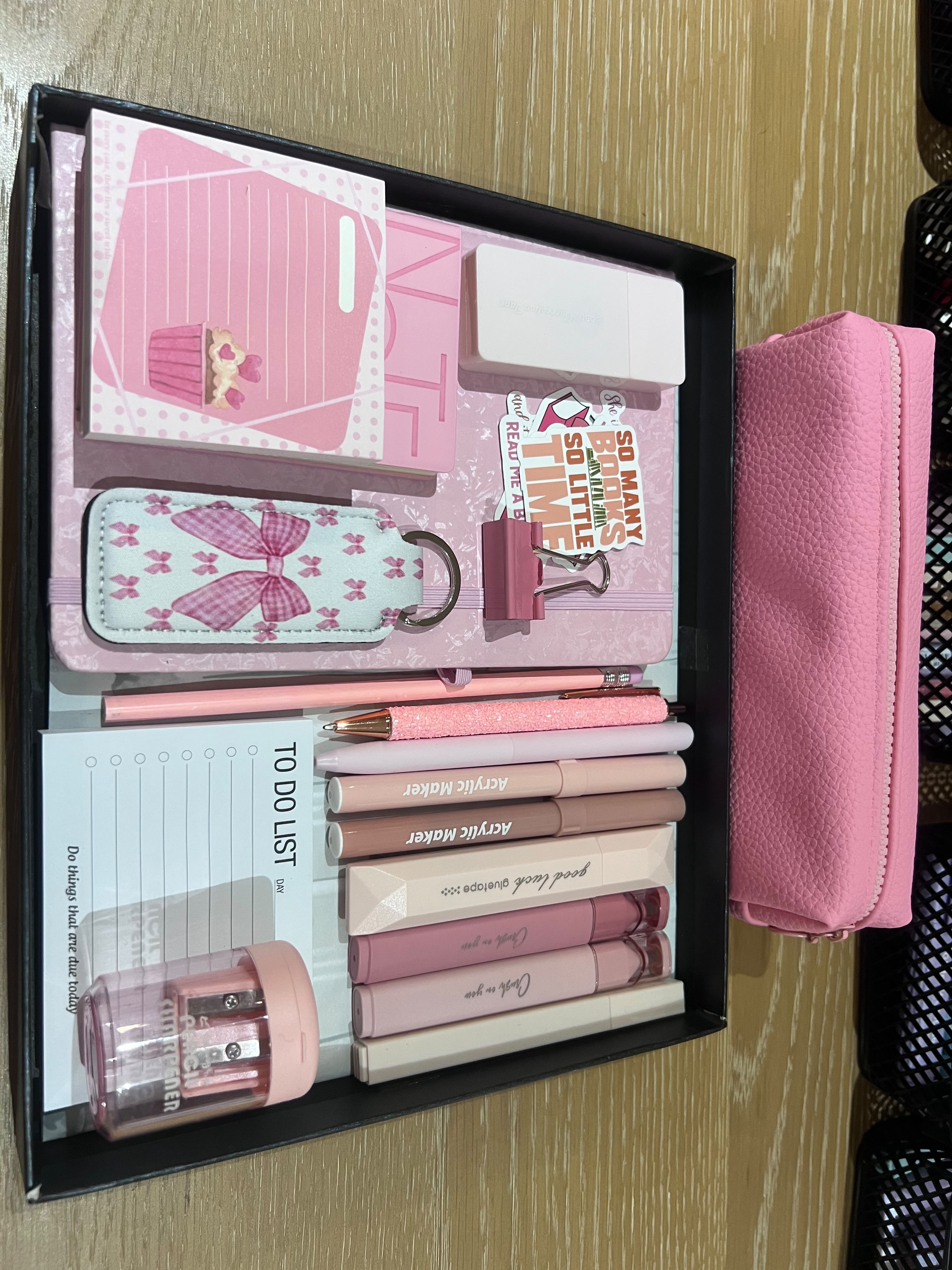 Stationery box example 3